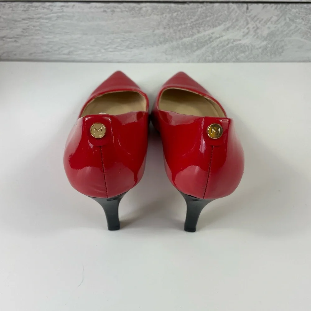 Monet Coral‎ Patent Leather 2 1/2 inch Heels, Size 6 1/2